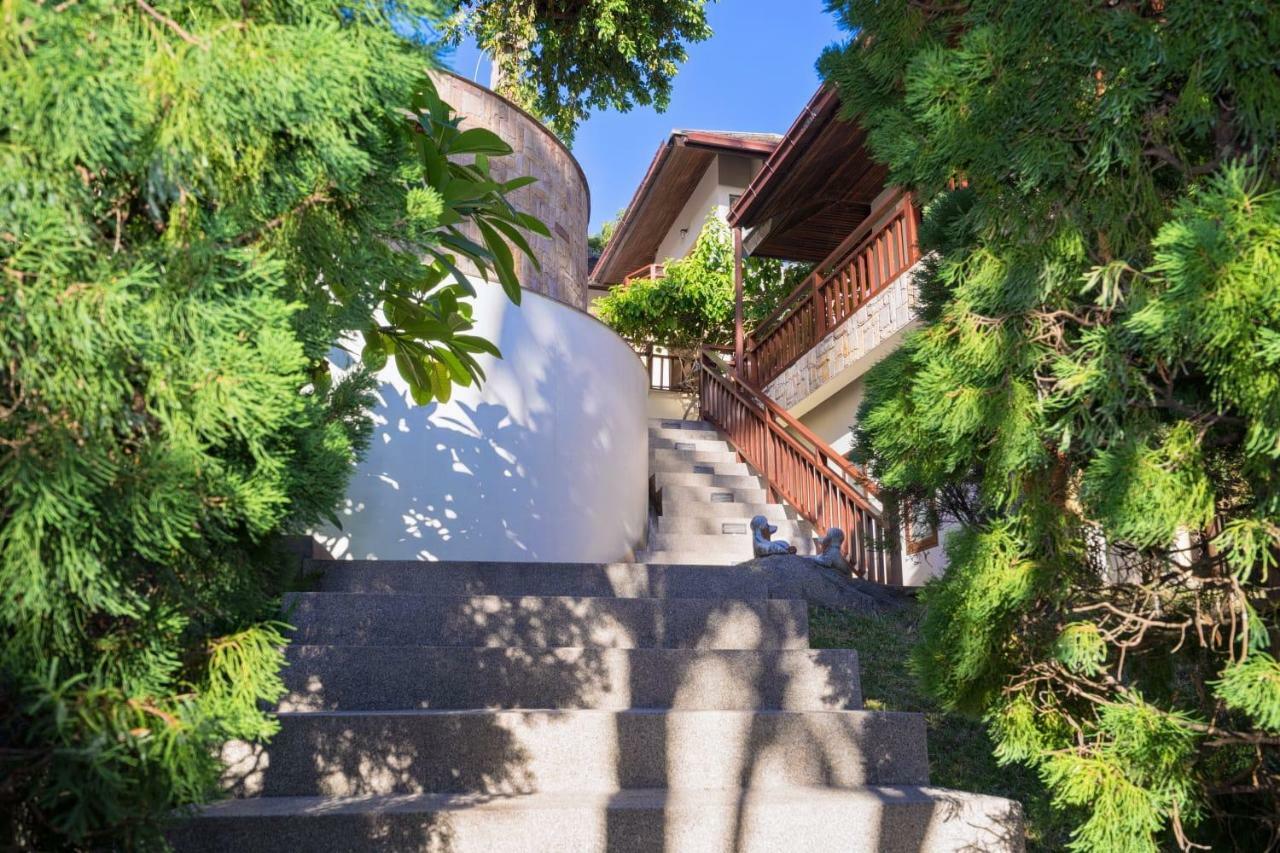 Villa Liu Nathon Buitenkant foto